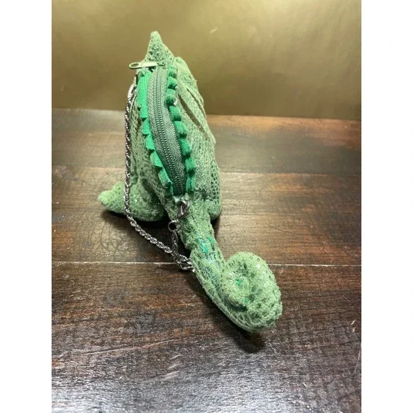 Disney Store Kids Rare Pascal Chameleon Tangled Plush Coin Purse Chain Bag‎